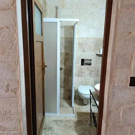 Homestay Asma Cave House