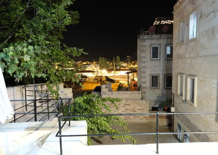 Asma Cave House בית אירוח